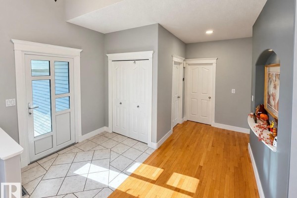 Family room - 1036 Holgate Pl Nw Nw, Edmonton, AB T6R2T7 Photo 4