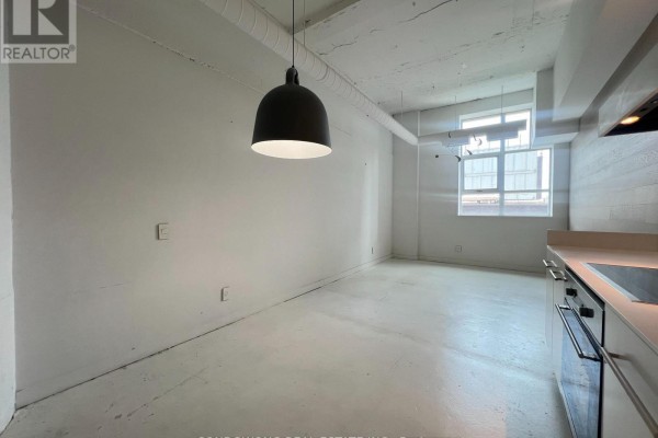 Kitchen - 1037 - 155 Dalhousie Street, Toronto, ON M5B2P7 Photo 3