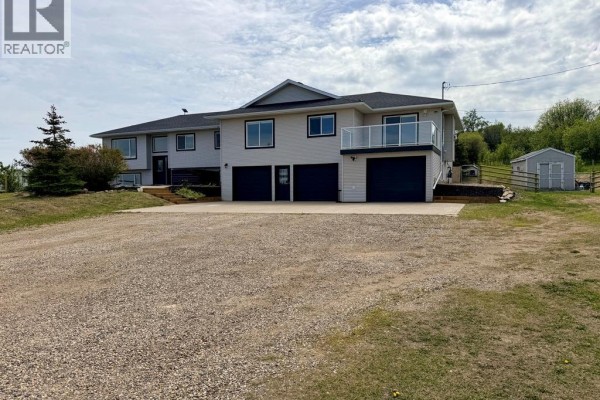 1037 Paradise Valley Subdivision, Dawson Creek, BC, photo 2