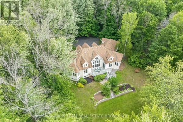 1037 Rockcastle Road, Gravenhurst, ON, photo 2