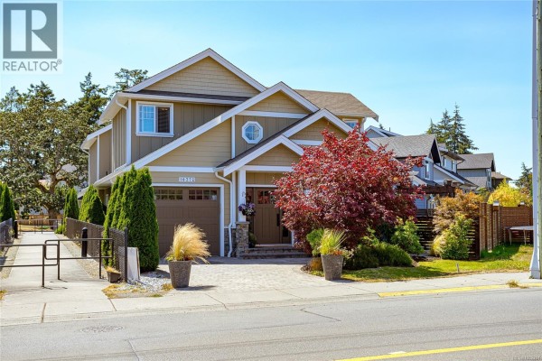 Bedroom - 10372 Resthaven Dr, Sidney, BC V8L3H3 Photo 3