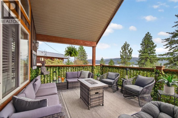 Foyer - 10375 Westshore Road, Vernon, BC V1H2B1 Photo 5