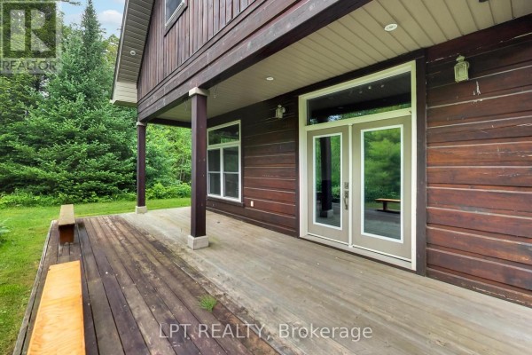 Foyer - 1039 Ben Lake Road E, Gravenhurst, ON P1P1R3 Photo 4
