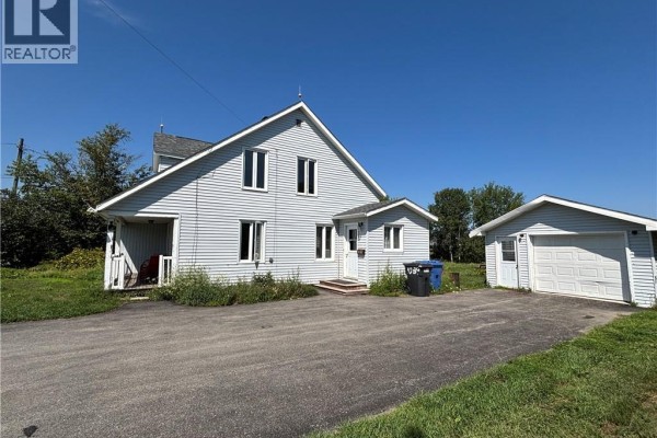 Bedroom - 1039 Route 134, Petit Rocher Sud, NB E8J1B8 Photo 4