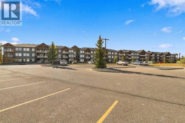 Primary Bedroom - 104, 1005b Westmount Drive, Strathmore, AB T1P0C3 Photo 4