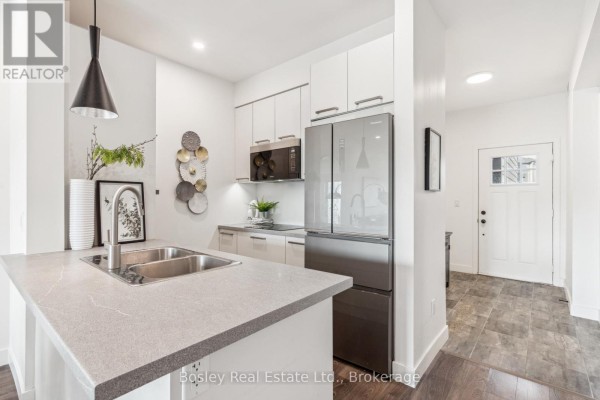 104 - 11 Beausoleil Lane, Blue Mountains, ON L9Y0H2 Photo 5