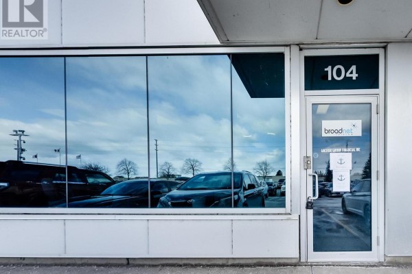 104 - 1100 South Service Road, Hamilton, ON L8E0C5 Photo 4