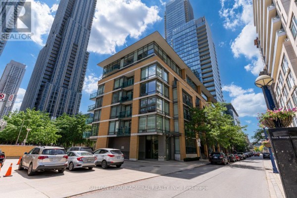104 - 21 Scollard Street, Toronto, ON, photo 2