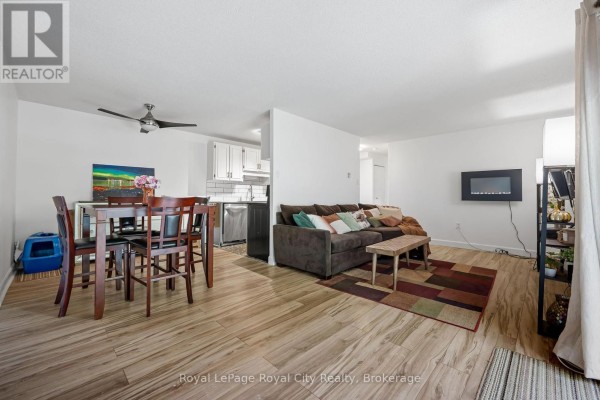 104 - 234 Willow Road, Guelph, ON, photo 2