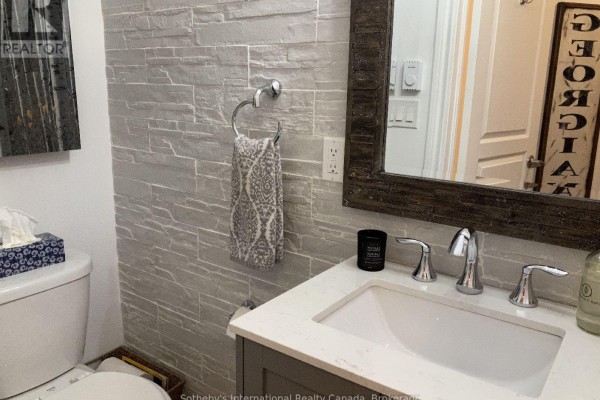 Bathroom - 104 - 7 Anchorage Crescent, Collingwood, ON L9Y0Y6 Photo 5