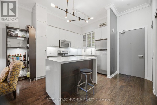 104 - 8 Fieldway Road, Toronto