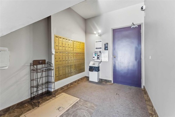 Primary Bedroom - 104 197 Watson Street, Winnipeg, MB R2P2E1 Photo 4