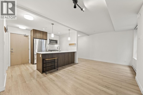 104 2188 Madison Avenue, Burnaby, BC V5C0J8 Photo 5