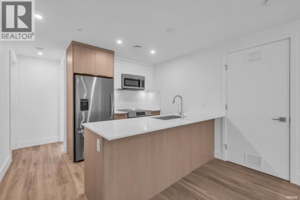 104 2250 E 1st Avenue, Vancouver, BC V5N0K2 Photo 3