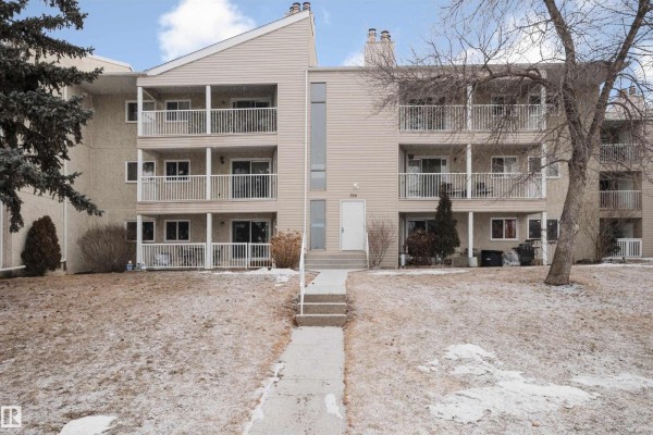 Primary Bedroom - #104 316 Woodbridge Wy, Sherwood Park, AB T8A4G3 Photo 4