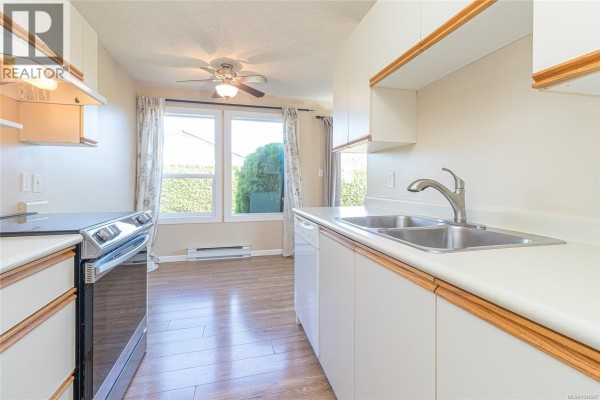 Bedroom - 104 435 Morison Ave, Parksville, BC V9P2M7 Photo 3