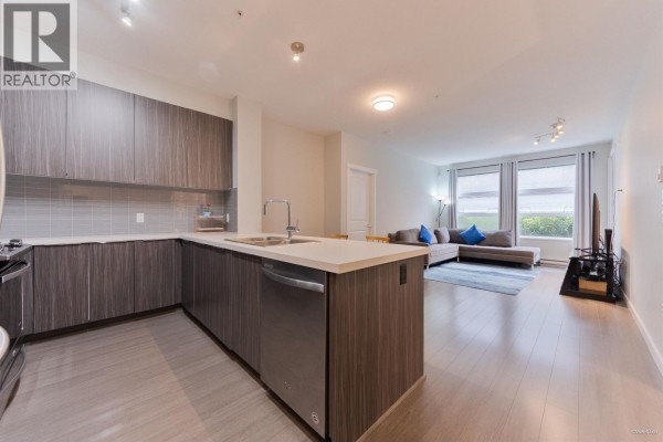 104 607 Cottonwood Avenue, Coquitlam, BC V3J0H1 Photo 3