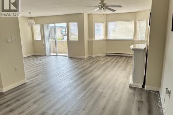 3pc Bathroom - 104-6900 Burnaby Street, Powell River, BC V8A5V3 Photo 5