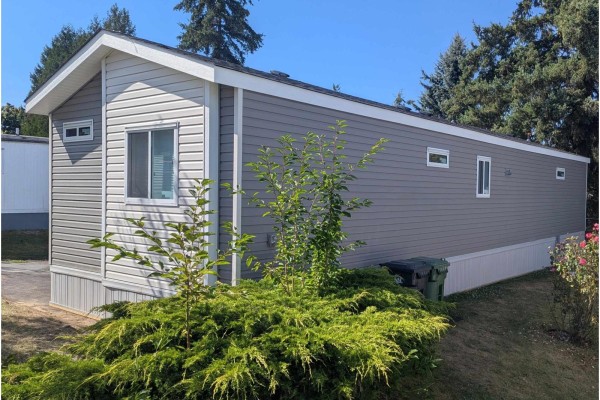 104 8220 King George Boulevard, Surrey, BC, photo 3