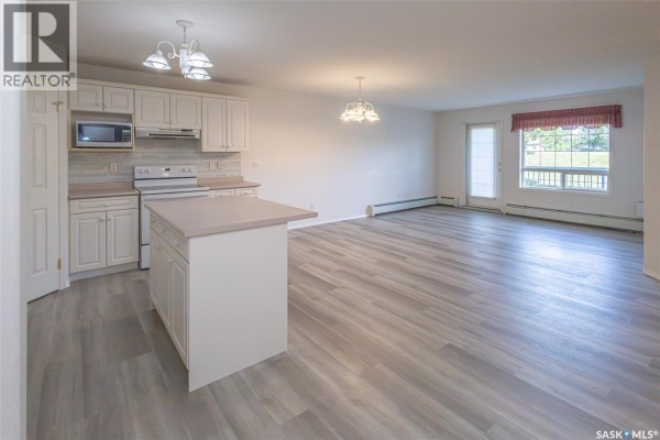 Kitchen - 104 934 Heritage View, Saskatoon, SK S7H5R9 Photo 2