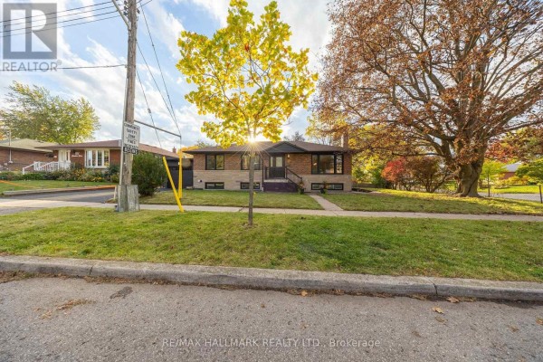 104 Benshire Drive, Toronto, ON M1H1M5 Photo 4