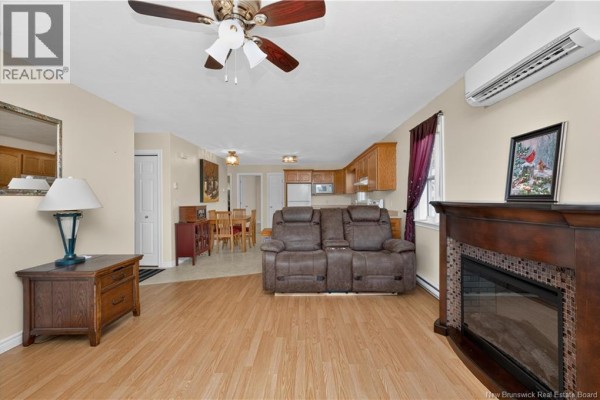 Bedroom - 104 Colton, Riverview, NB E1B5T4 Photo 5