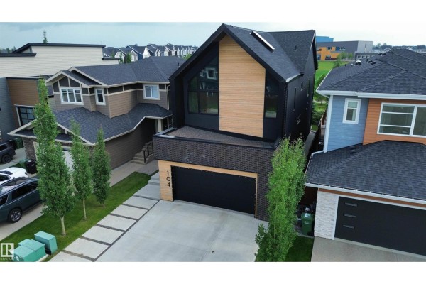Primary Bedroom - 104 Edgewater Ci, Leduc, AB T9E1K5 Photo 5