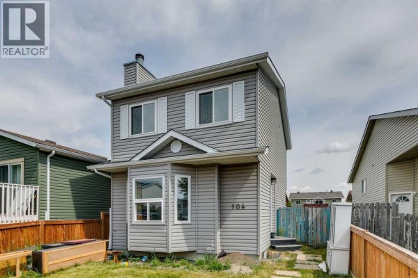 Foyer - 104 Falmere Way Ne, Calgary, AB T3J2Y5 Photo 2