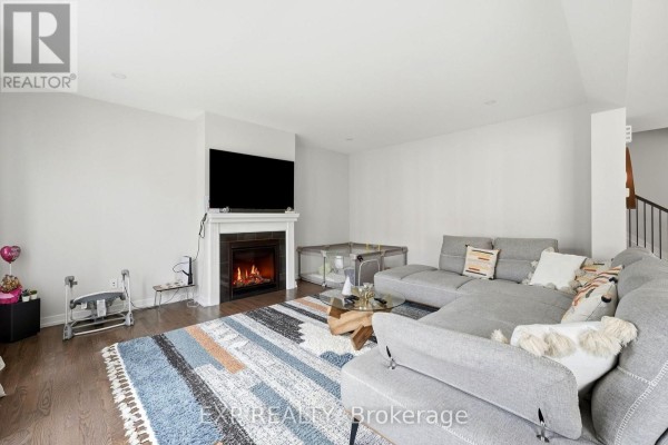 104 Hackamore Crescent, Ottawa, ON K0A2Z0 Photo 4