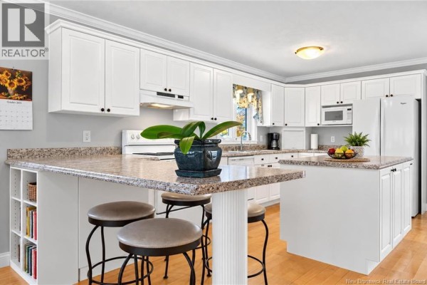 3pc Bathroom - 104 Leger, Saint Antoine, NB E4V1J7 Photo 5