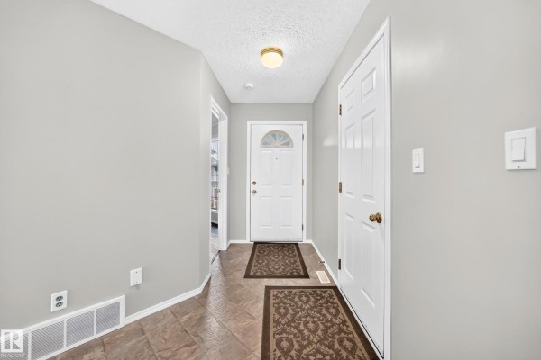 Primary Bedroom - 104 Maisonette Vg, Leduc, AB T9E6T1 Photo 4