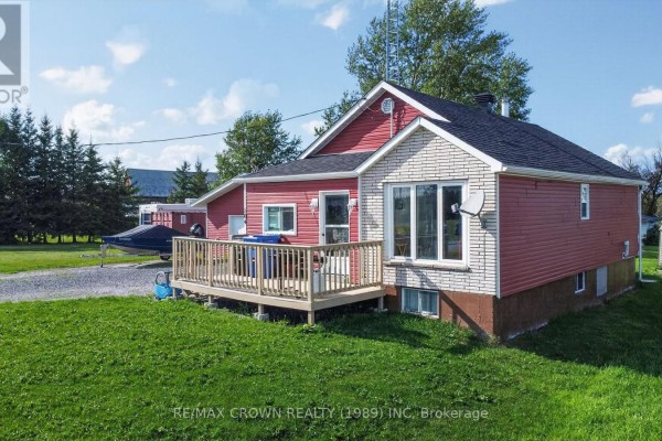 104 Maxime Brisson Road, Mattice Val Cote, ON, photo 2