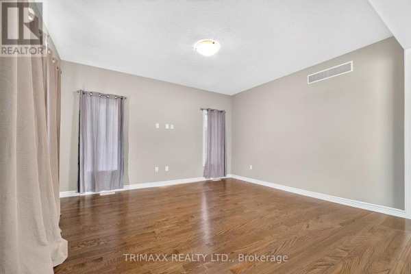Kitchen - 104 Tartan Avenue, Kitchener, ON N2R1R7 Photo 4