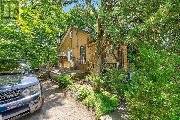 104 Teal Avenue, Hamilton, ON, photo 2