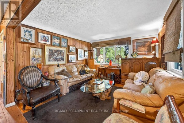 104 Teal Avenue, Hamilton, ON, photo 3