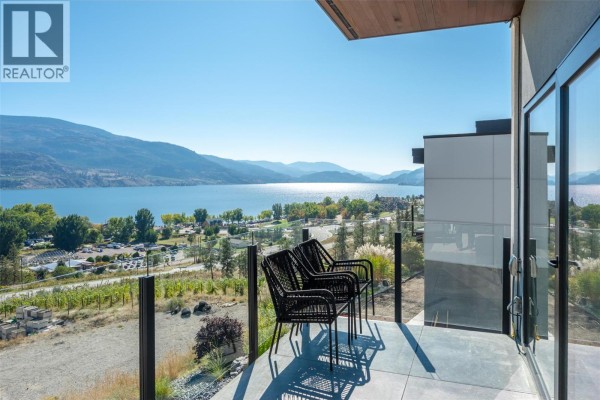 Recreation room - 104 View Way, Penticton, BC V2A0A6 Photo 5