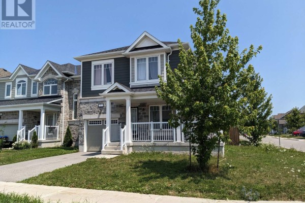 104 Village Gate Drive, Wasaga Beach