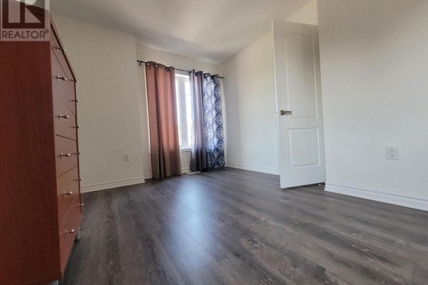 Family room - 104 Village Gate Drive, Wasaga Beach, ON L9Z0J7 Photo 4