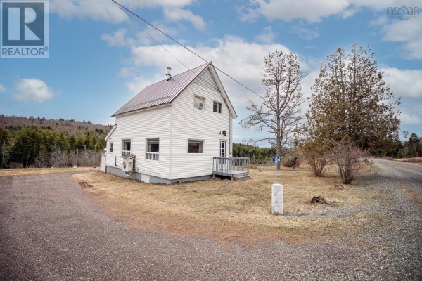 Dining room - 104 Yorke Settlement Road, Diligent River, NS B0M1S0 Photo 3