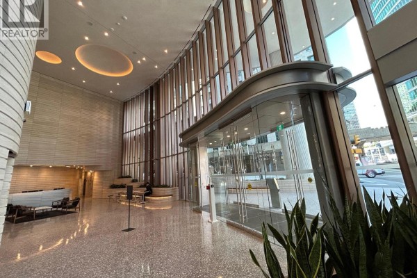 1040 320 Granville Street, Vancouver, BC, photo 2