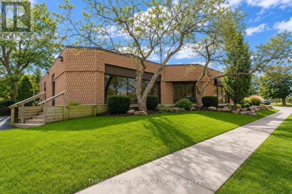 1040 Adelaide Street N, London East, ON, photo 3