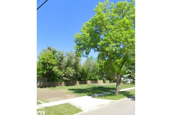 10404 113 Av Nw, Edmonton, AB T5G0H9 Photo 5