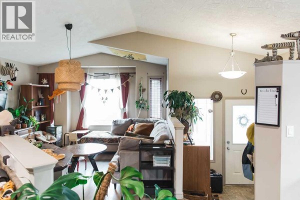 4pc Bathroom - 10404 98a Street, Clairmont, AB T8X5G1 Photo 4