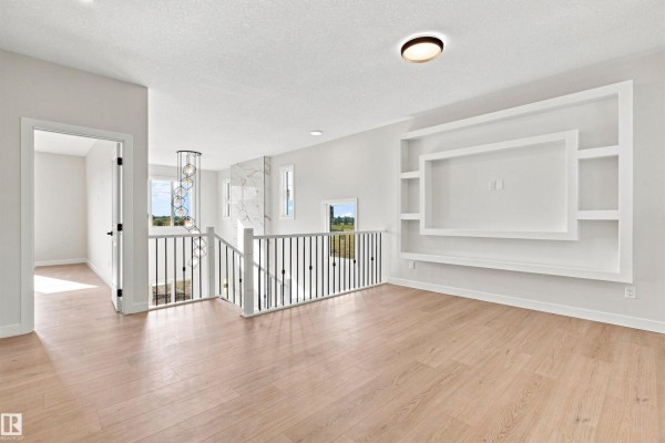 Primary Bedroom - 10406 104 St, Morinville, AB T8R0C9 Photo 4