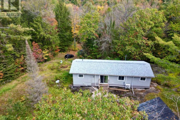 1041 Holiday Park Drive, Bracebridge, ON P1L1W9 Photo 2