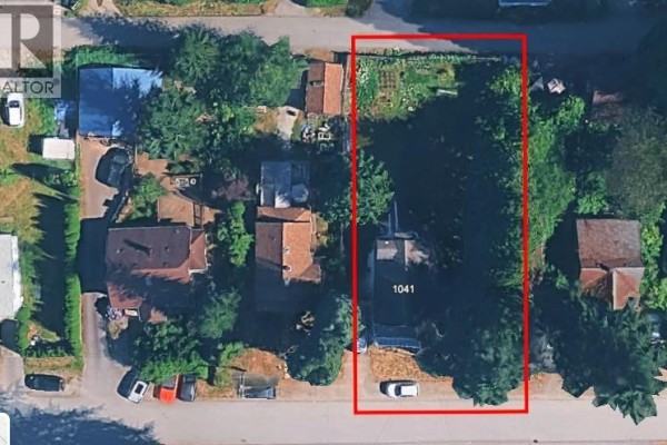 1041 James Avenue, Coquitlam, BC V3K1S6 Photo 3