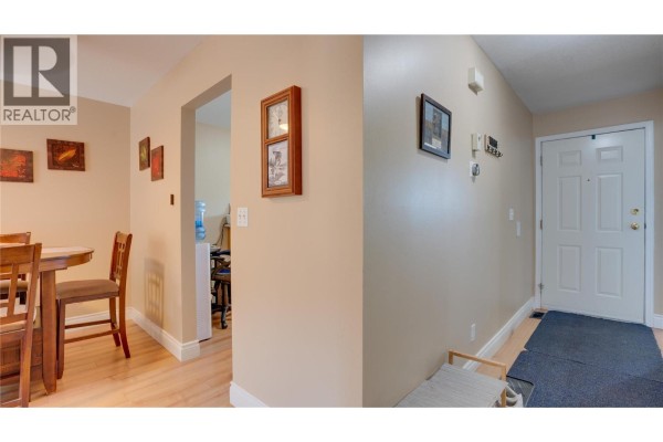 3pc Bathroom - 1041 Middleton Way Unit# 102, Vernon, BC V1B2N3 Photo 3