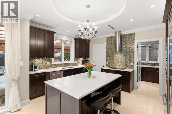 1041 W 58th Avenue, Vancouver, BC V6P1V9 Photo 3