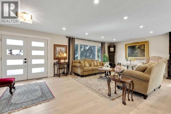 Kitchen - 10411 Maplecreek Drive Se, Calgary, AB T2J1T9 Photo 4