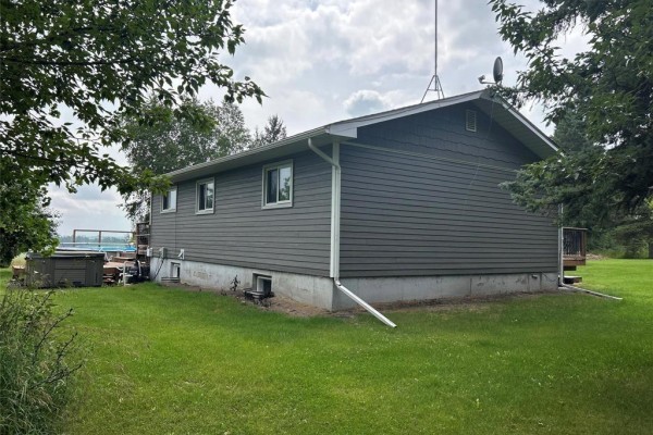 Primary Bedroom - 104129 Pr262 Road, Erickson, MB R0J0P0 Photo 3